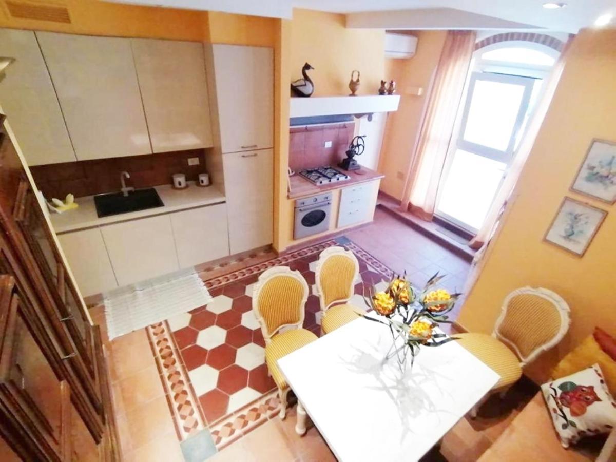 Luxury House Il Borgo Antico Apartman Casale Marittimo Kültér fotó
